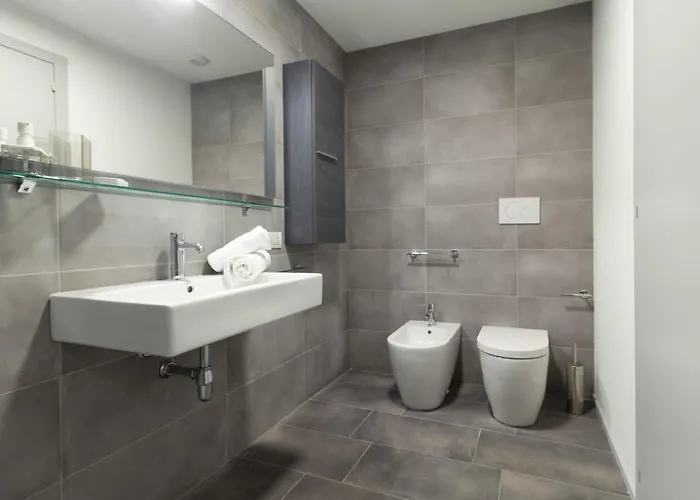 Girasole - Affitti Brevi Italia Лекко